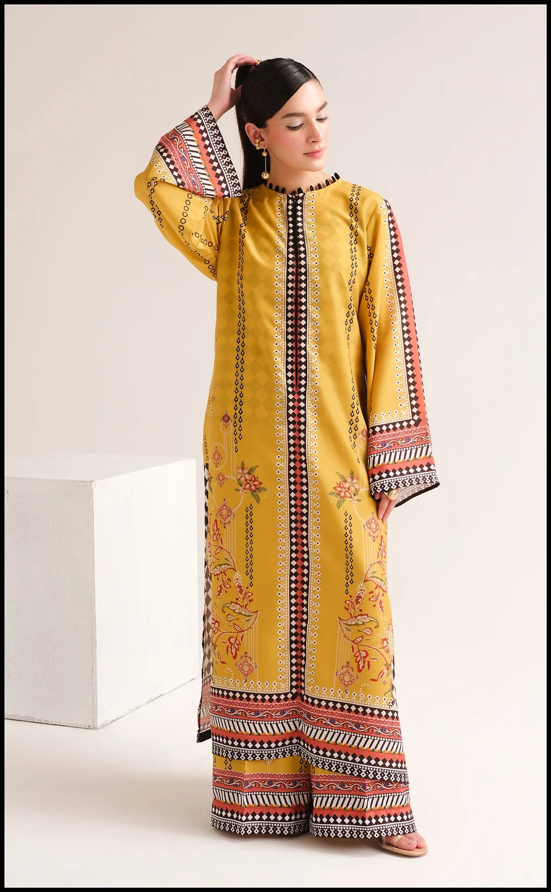 Pakistani Crepe Suits and Salwar Kameez