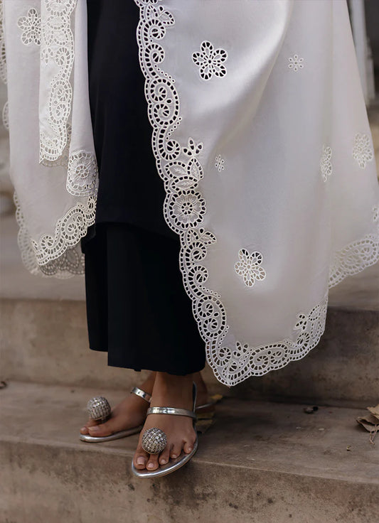 Embroidered Dupatta (Pre-Order)