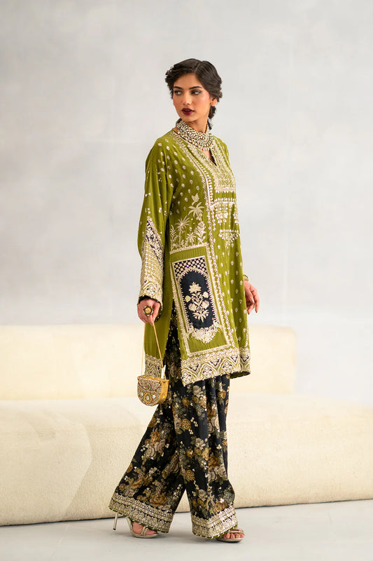 EMBROIDERED SUIT (PRE-ORDER)