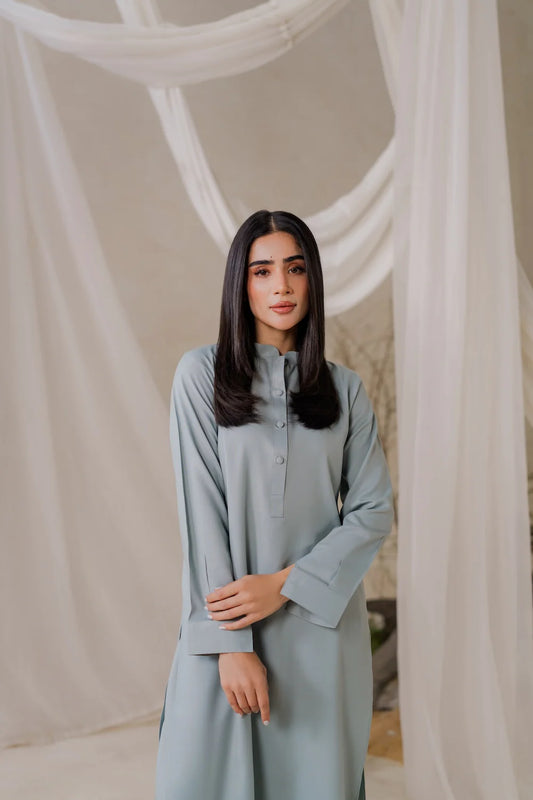 Valentina (Pre-Order)