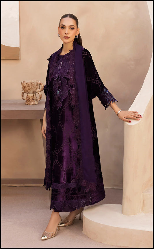 Twilight Charm (Pre-Order)