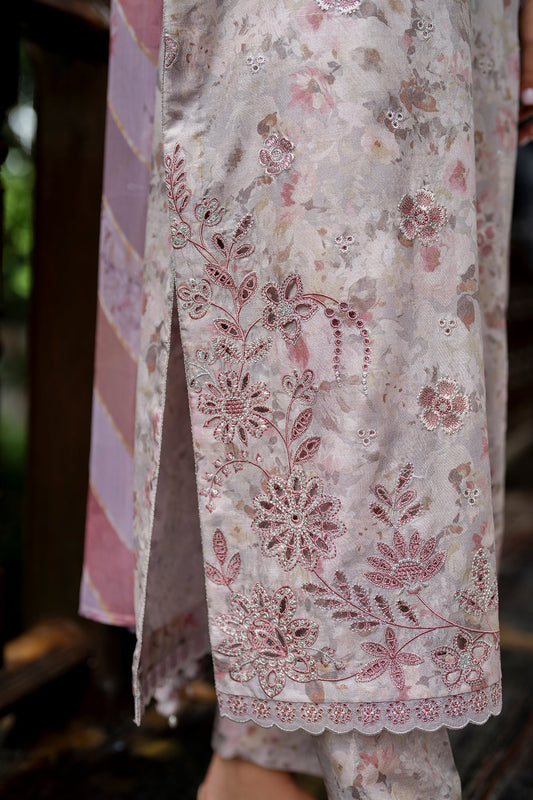 EMBROIDERED LAWN UF-4273 (PRE-ORDER)