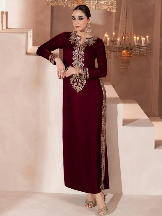 Velvet Kaftan-Embroidered Pret (Pre-Order)